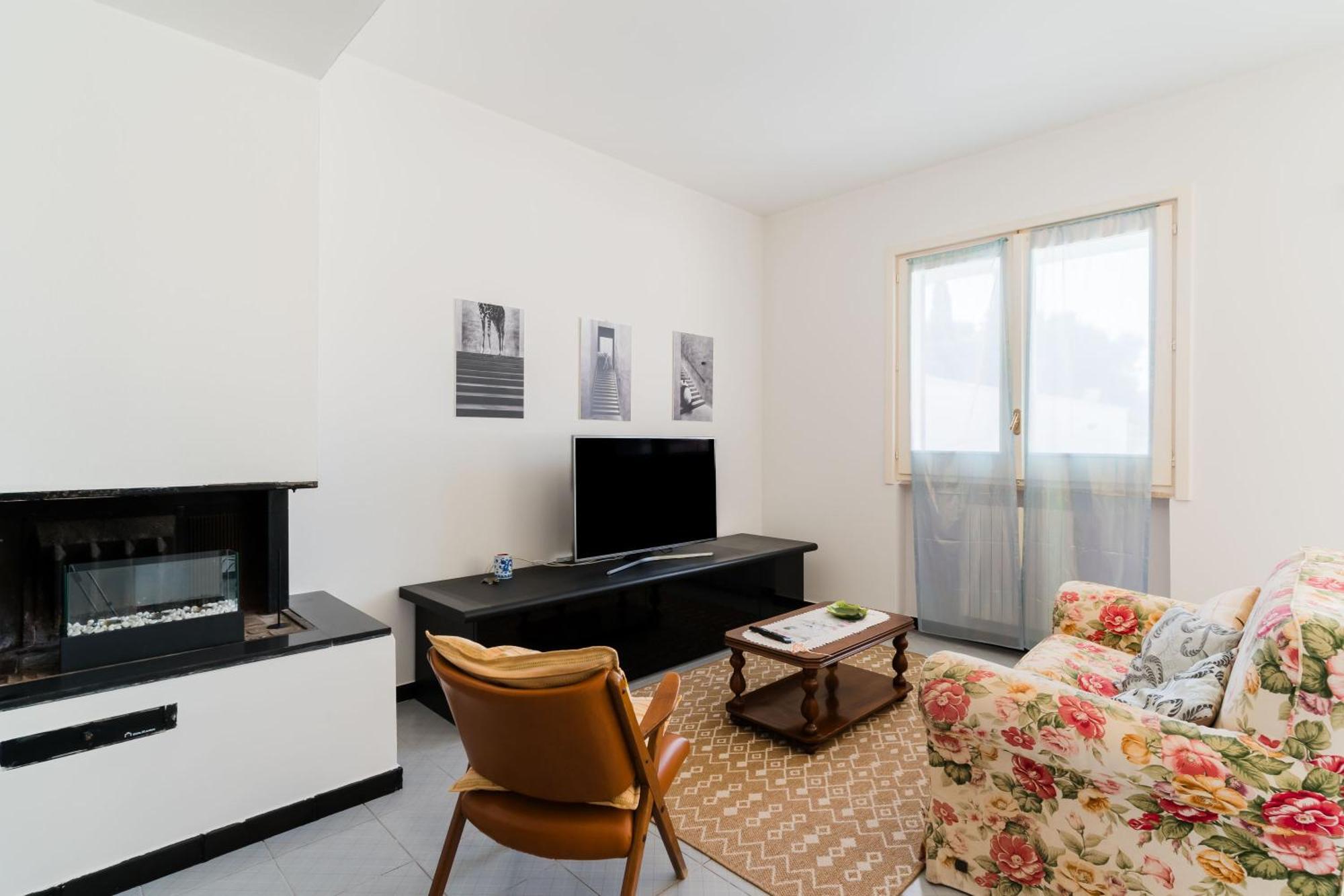 Intera Casa Ad Uso Esclusivo Con 3 Camere 2 Bagni Giardino Wifi Parcheggio Lavatrice Microonde Barbecue Macchina Caffe Tuglie Εξωτερικό φωτογραφία