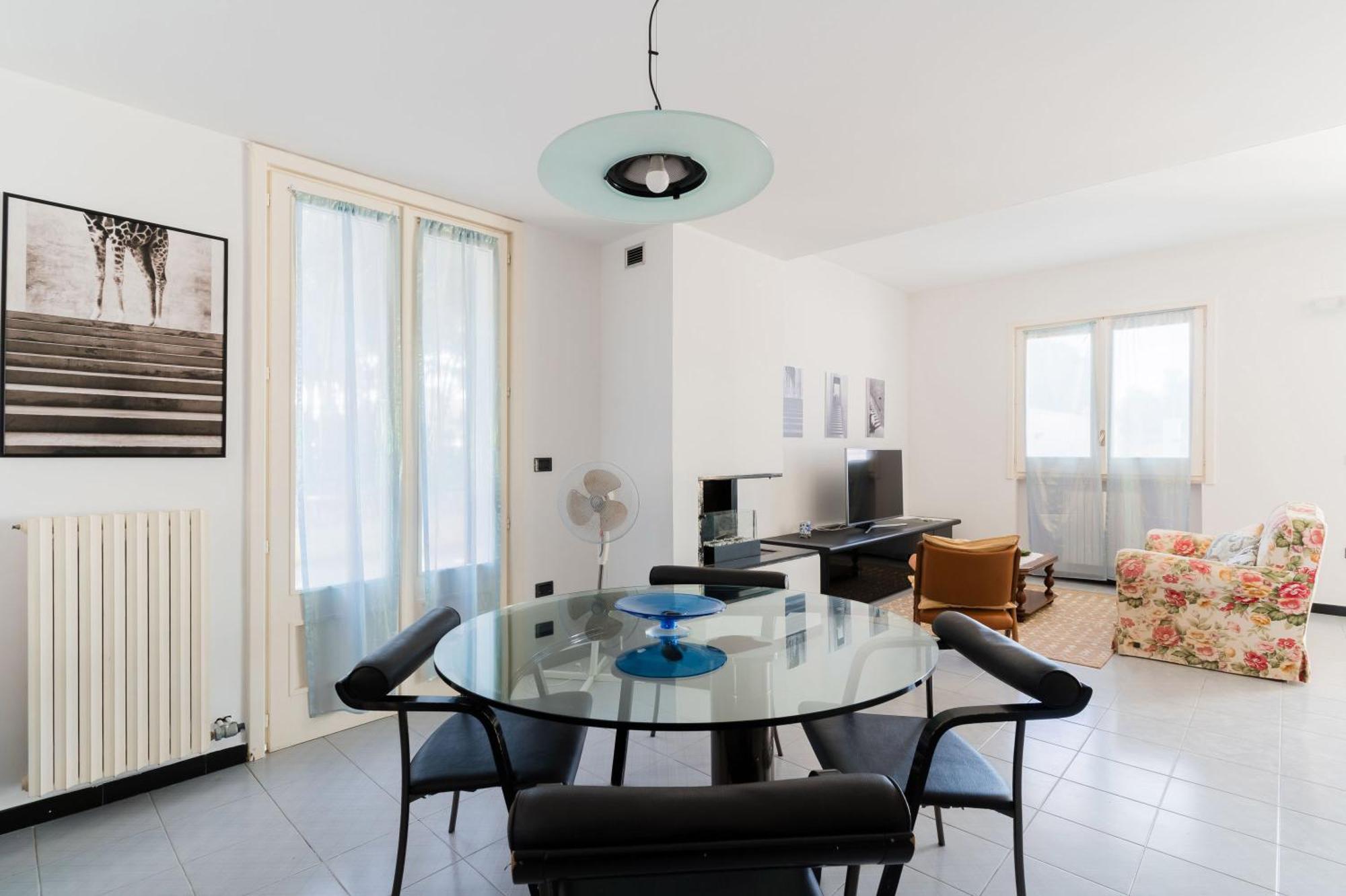 Intera Casa Ad Uso Esclusivo Con 3 Camere 2 Bagni Giardino Wifi Parcheggio Lavatrice Microonde Barbecue Macchina Caffe Tuglie Εξωτερικό φωτογραφία