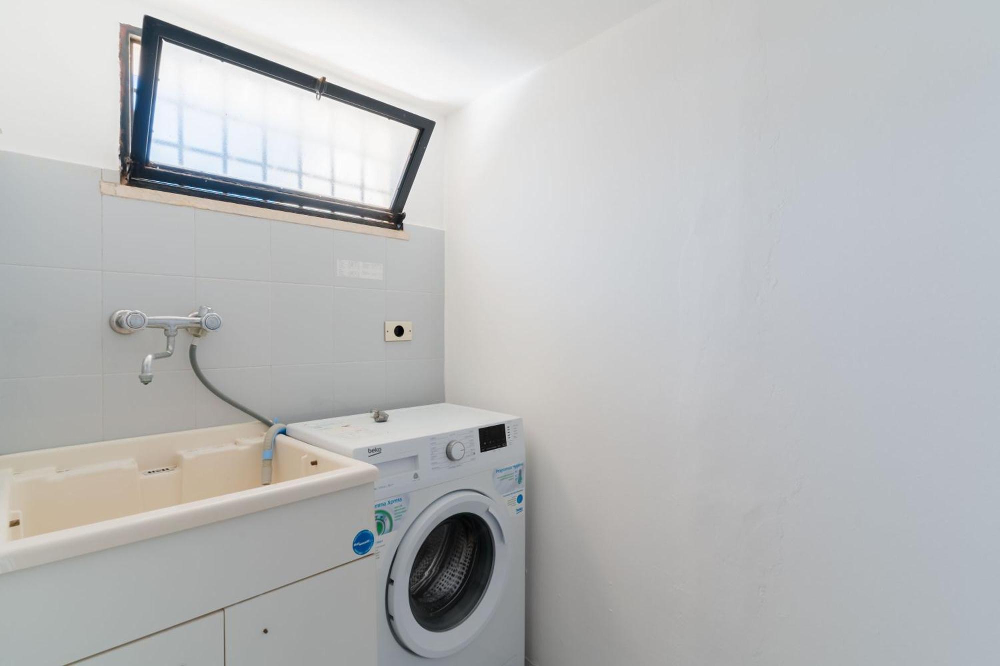 Intera Casa Ad Uso Esclusivo Con 3 Camere 2 Bagni Giardino Wifi Parcheggio Lavatrice Microonde Barbecue Macchina Caffe Tuglie Εξωτερικό φωτογραφία